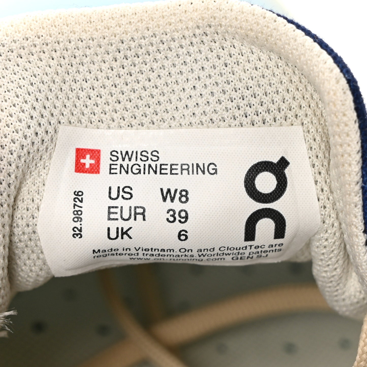 X ON Canvas Mesh Cloudventure Sneakers 8 Gradient Blue