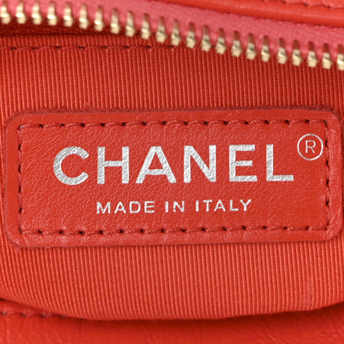 Aged Calfskin Quilted Small Gabrielle Hobo Red