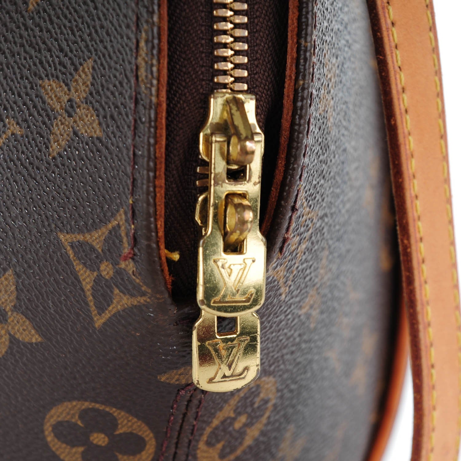 Louis Vuitton Monogram Ellipse PM 3 of 11