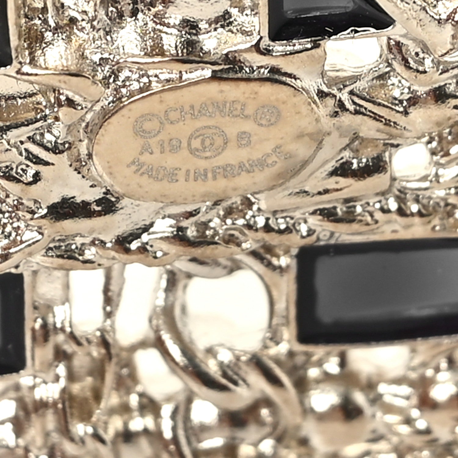 Chanel Crystal Pearl CC Tweed Brooch Blue White Pearly White 3 of 4