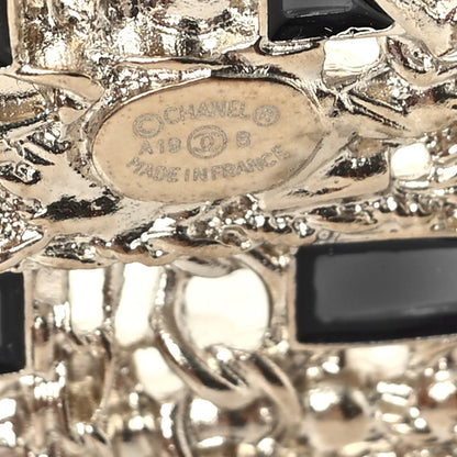 Chanel Crystal Pearl CC Tweed Brooch Blue White Pearly White 3 of 4