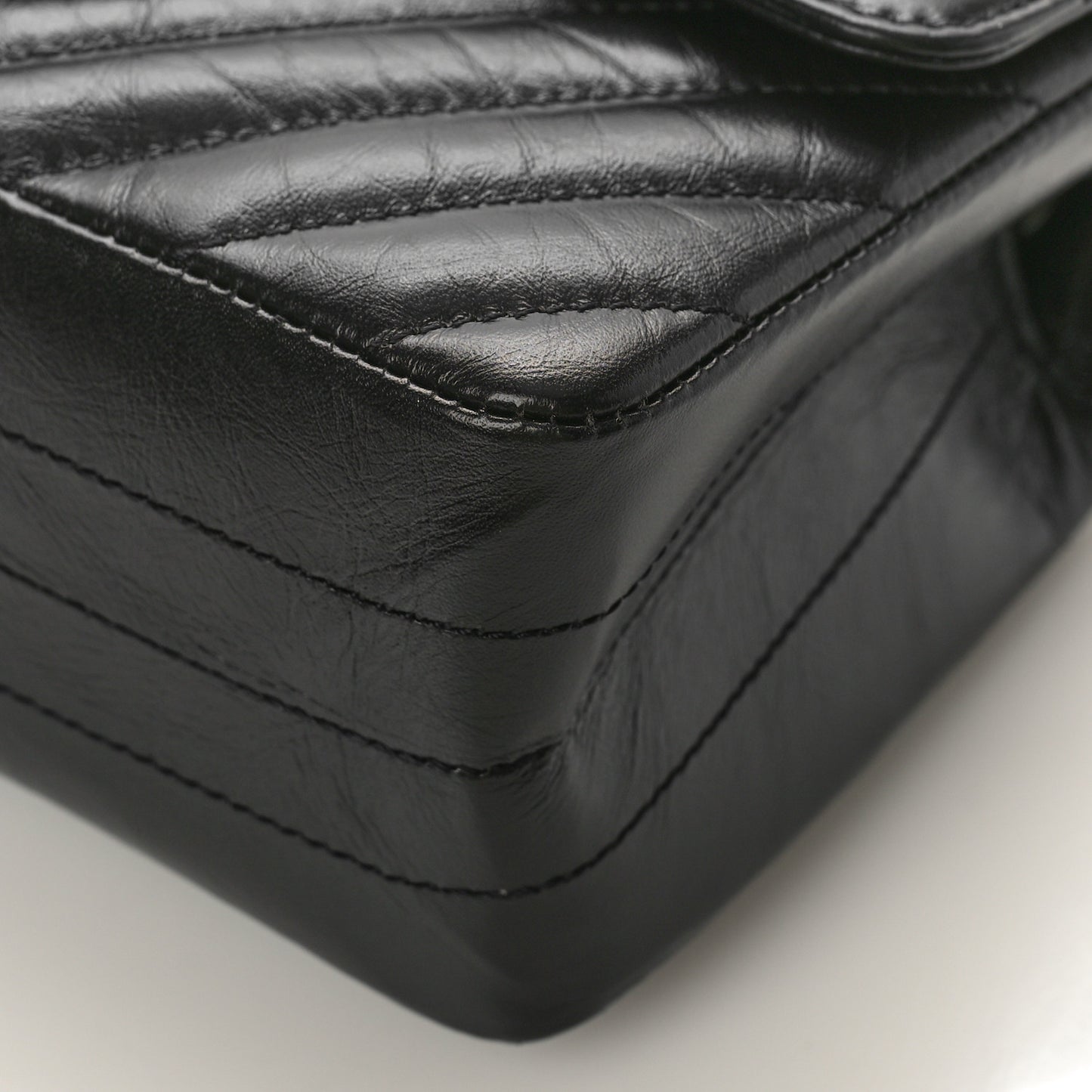 Aged Calfskin Chevron Quilted 2.55 Reissue Mini Flap So Black