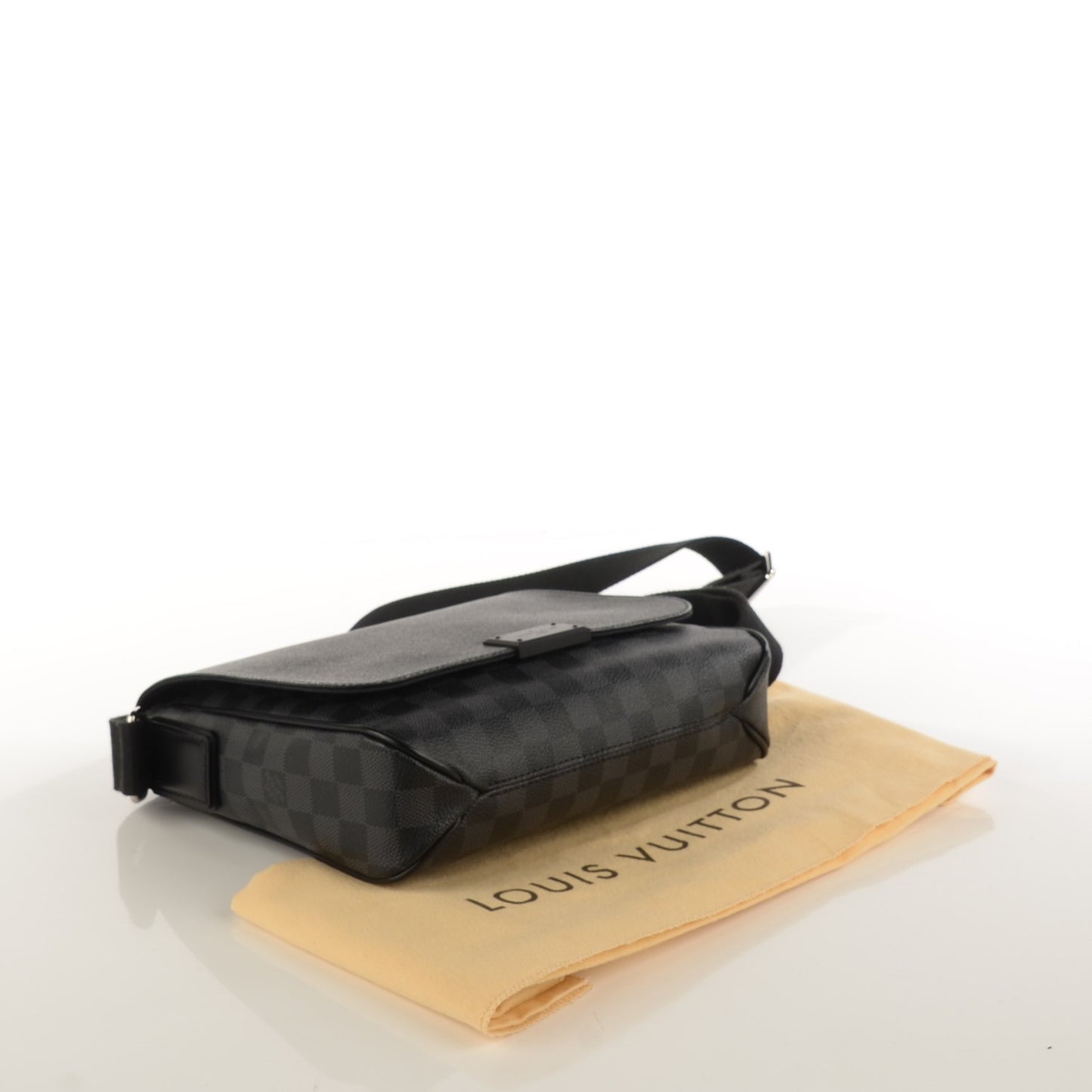 Damier Graphite District PM