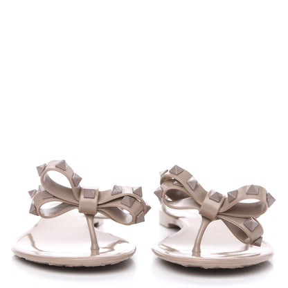 Valentino Garavani PVC Jelly Rockstud Bow Thong Sandals 37 Poudre 2 of 8