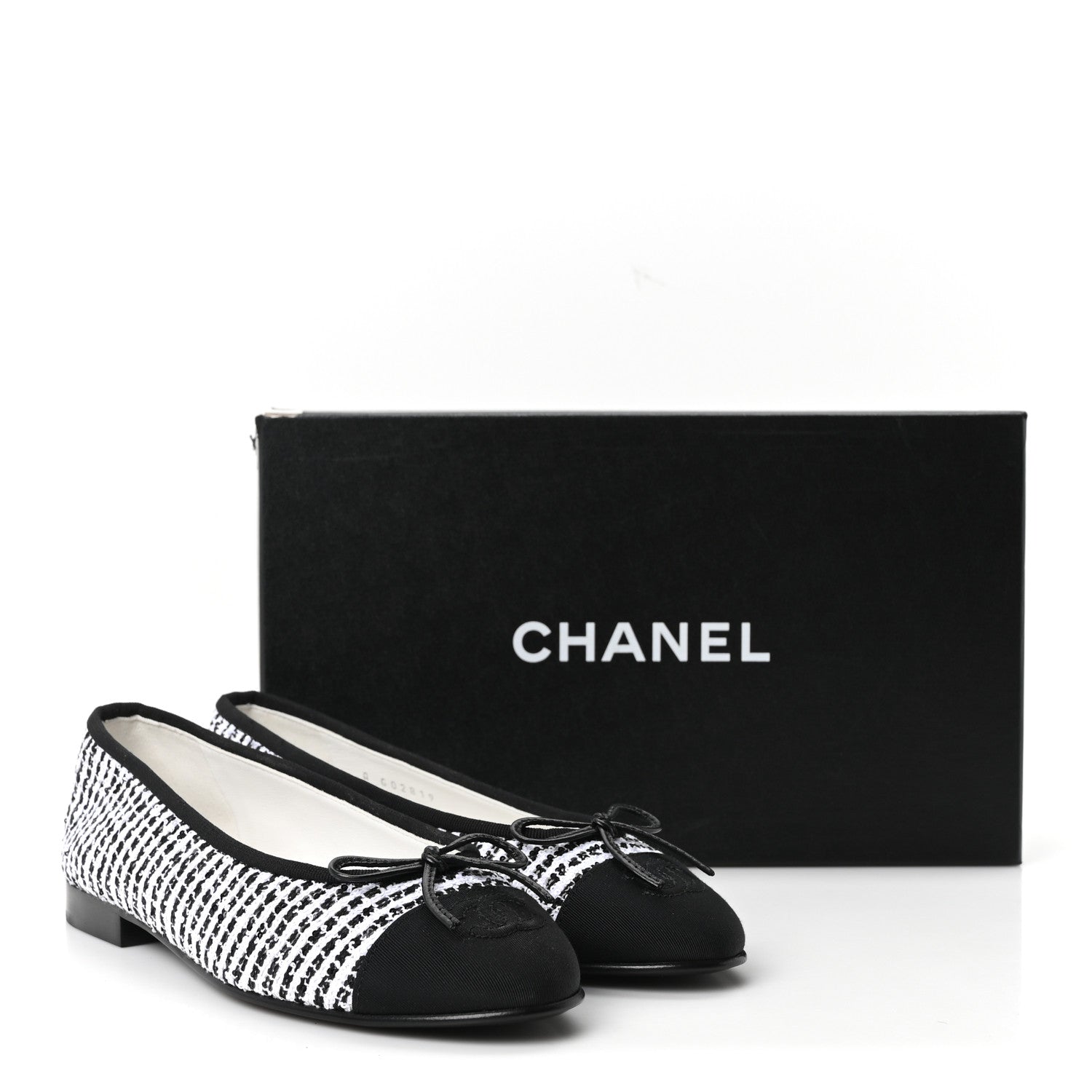 Chanel Tweed Sequin Grosgrain Cap Toe Ballerina Flats 36.5 Black White 10 of 10