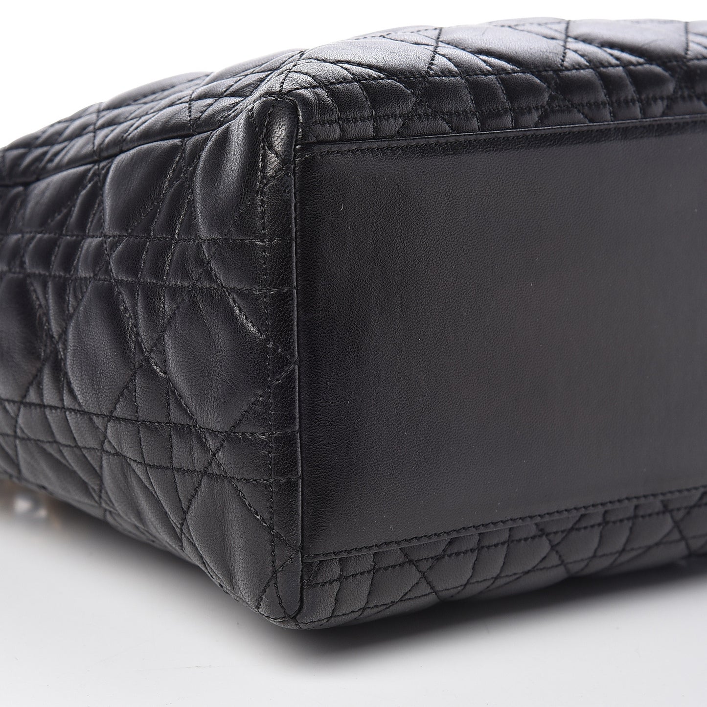 Lambskin Cannage Medium Lady Dior Black