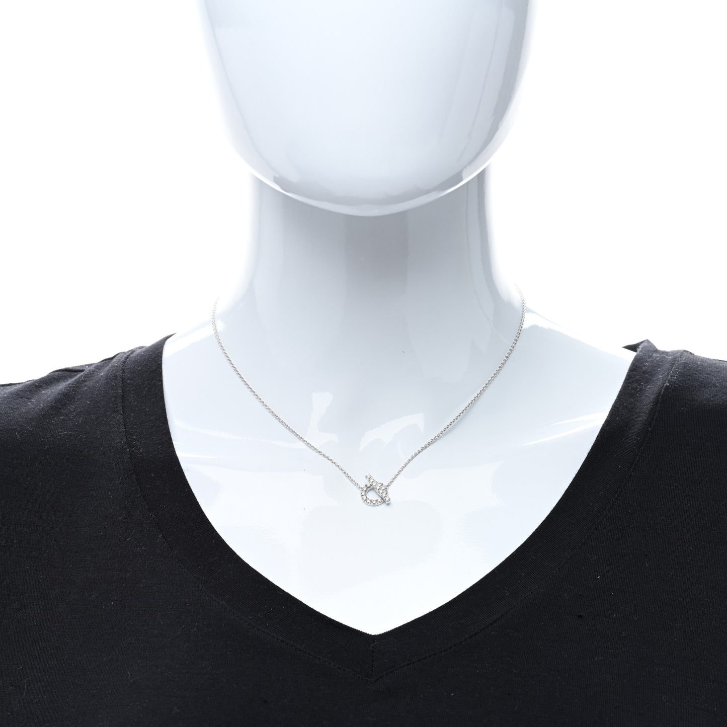 18K White Gold Diamond Finesse Pendant Necklace