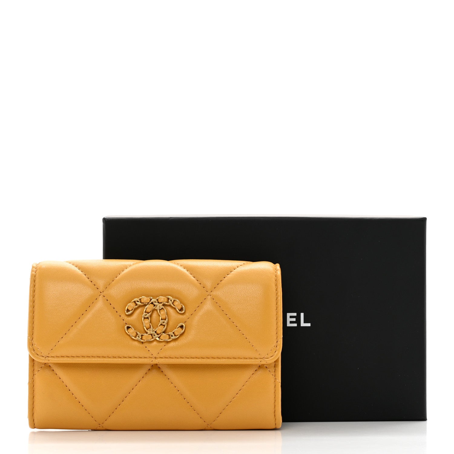 Chanel Lambskin Quilted Chanel 19 Flap Card Holder Yellow 9 of 9