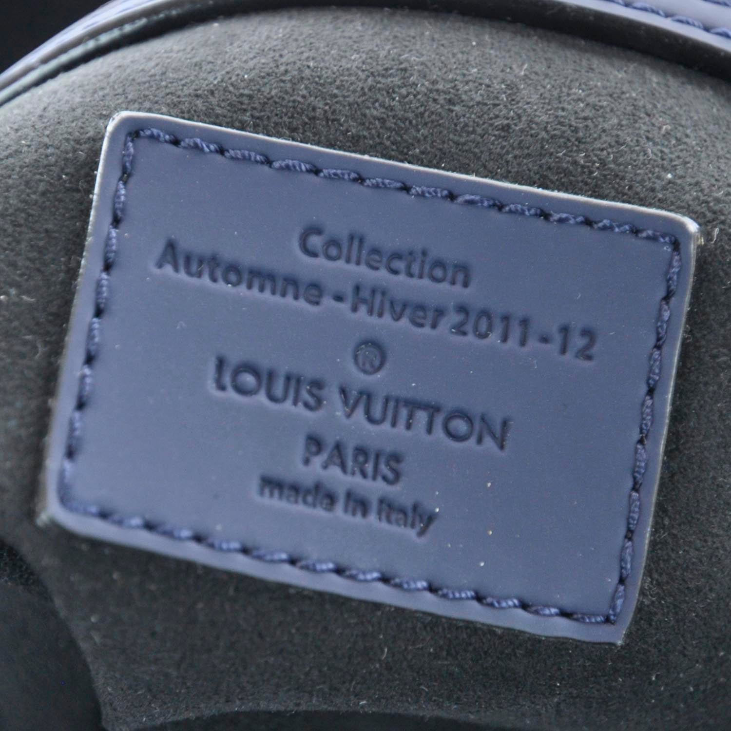 Louis Vuitton Monogram Addiction Vertical Lockit MM Blue 8 of 10