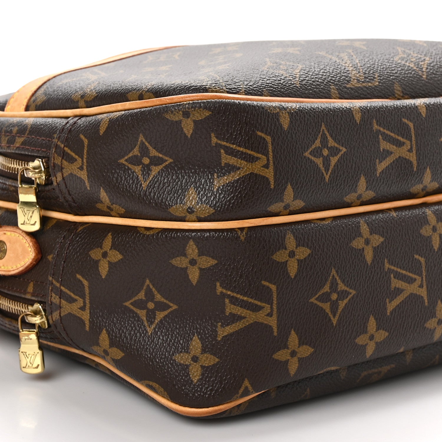 Louis Vuitton Monogram Reporter PM 9 of 11