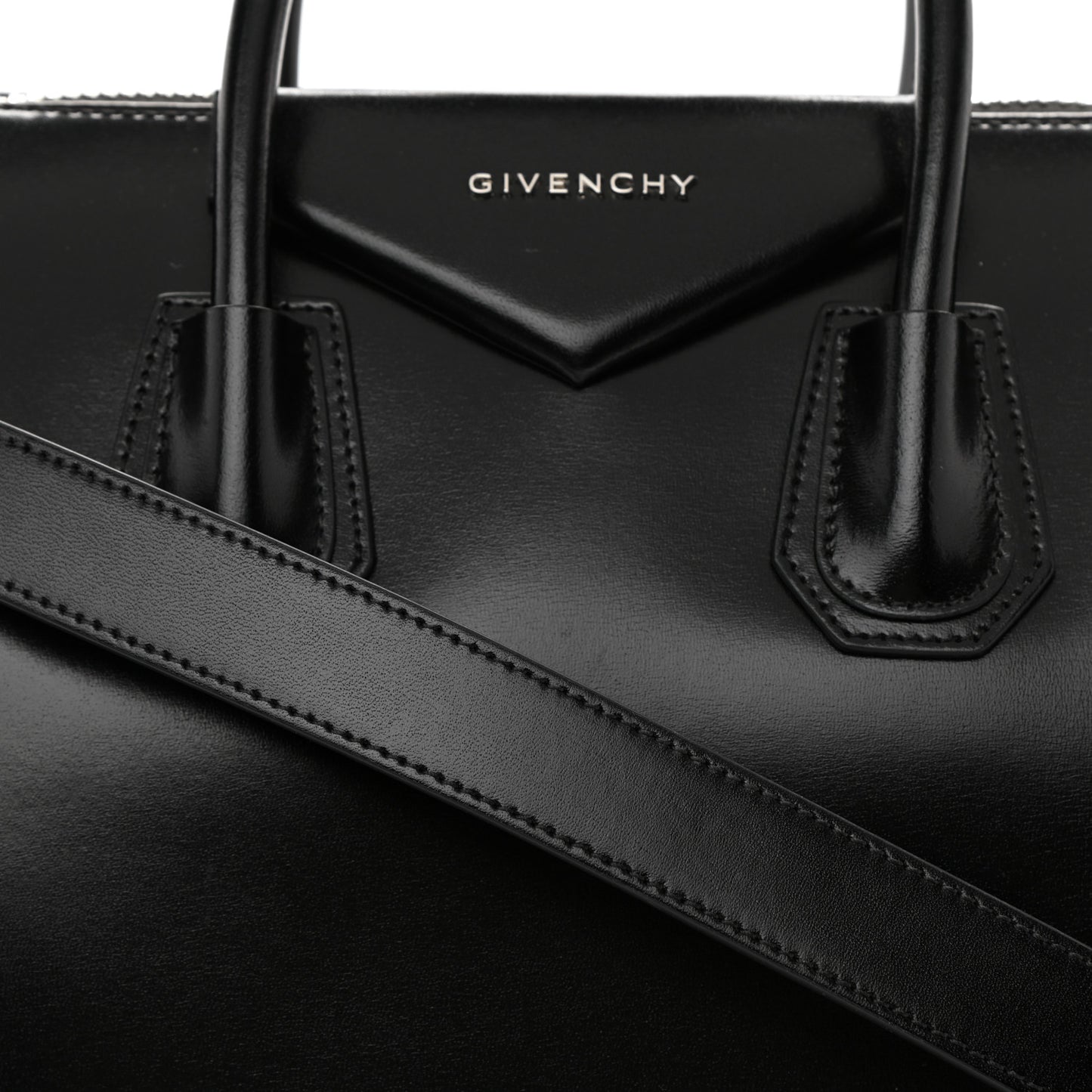 Shiny Lord Calfskin Medium Antigona Black