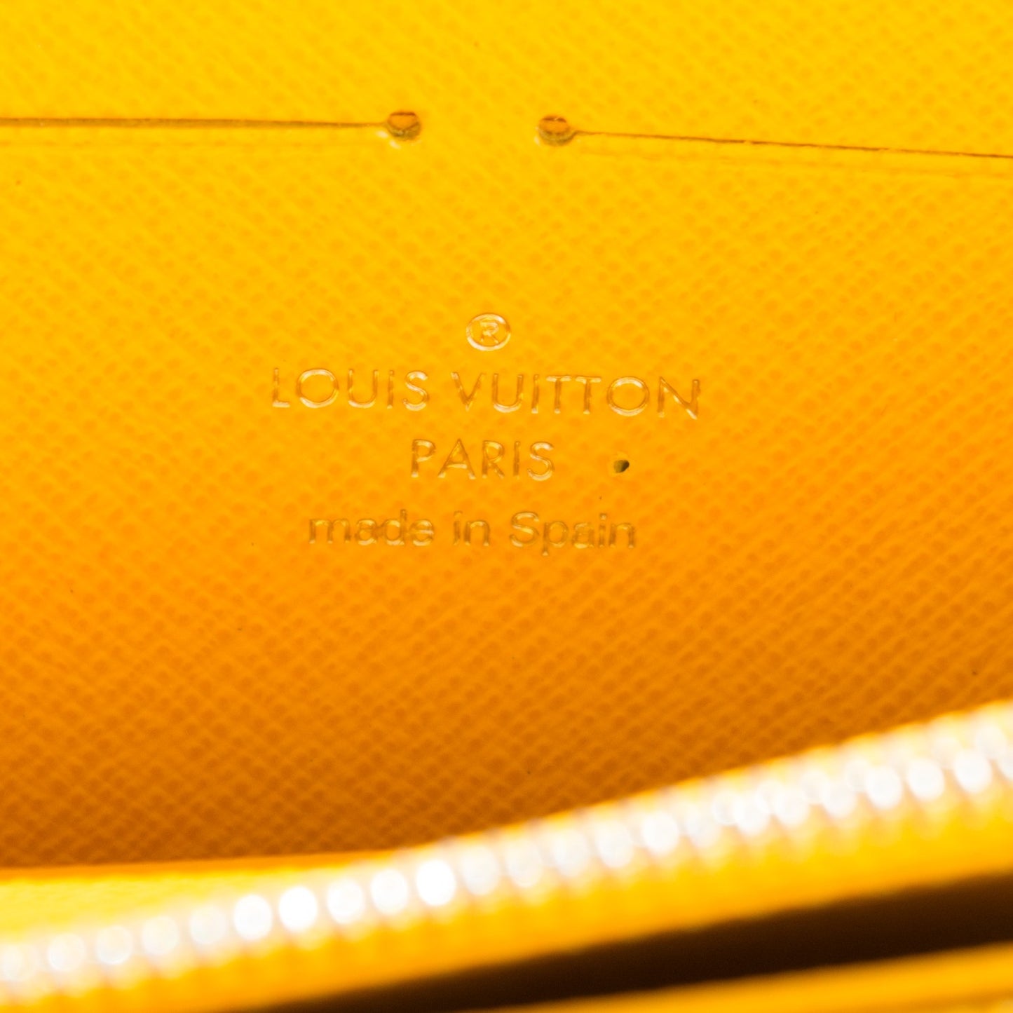 Epi Zippy Wallet Gres