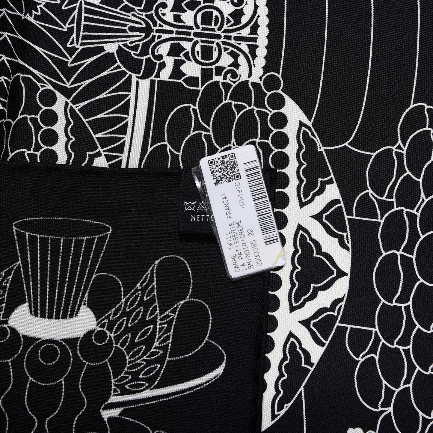Silk La Patisserie Francaise Scarf 90 Black Creme