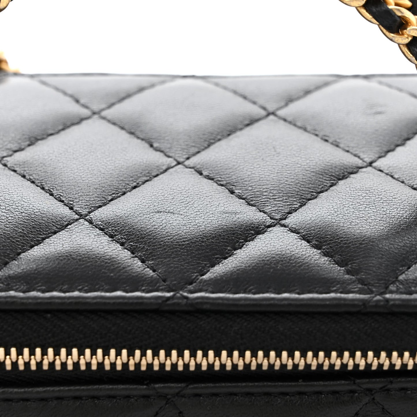 Lambskin Quilted Pick Me Up Vanity Case Black