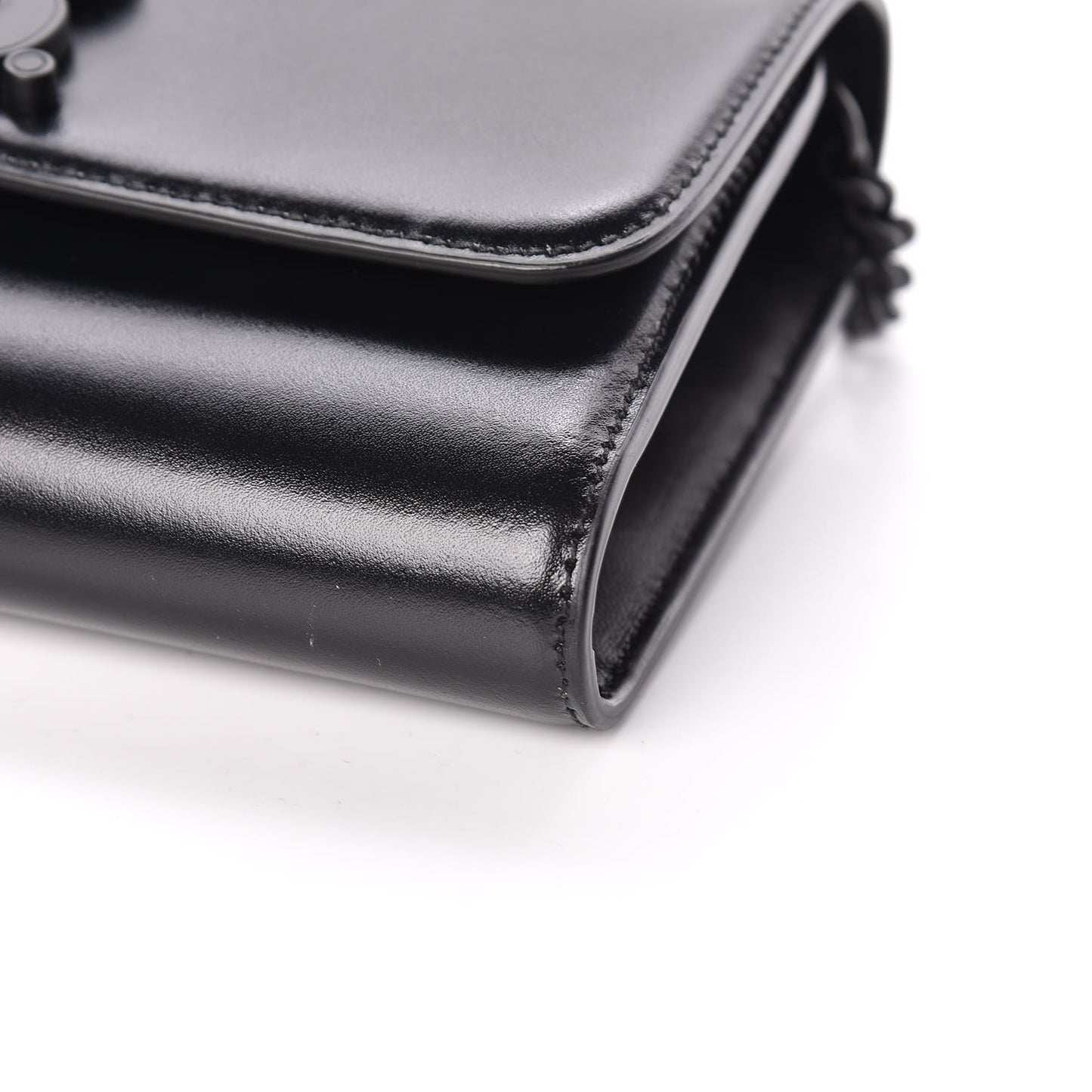 Smooth Calfskin B Wallet on Chain Black