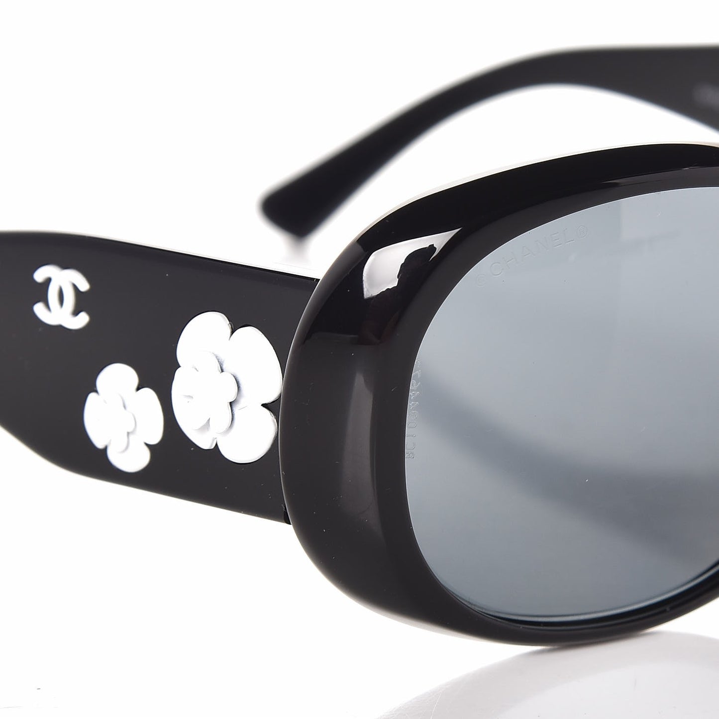 Camellia CC Sunglasses 5113 Black