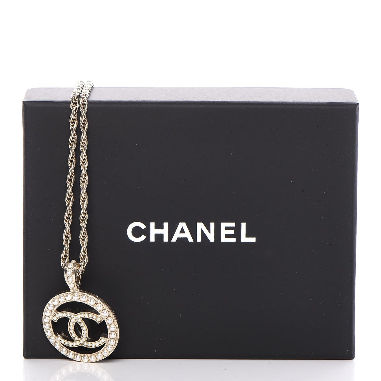 Pearl CC Medallion Necklace Gold