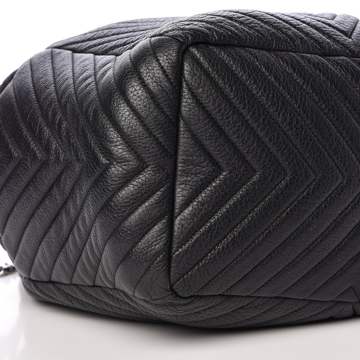 Deerskin Chevron Large CC Chain Bucket Drawstring Bag Black