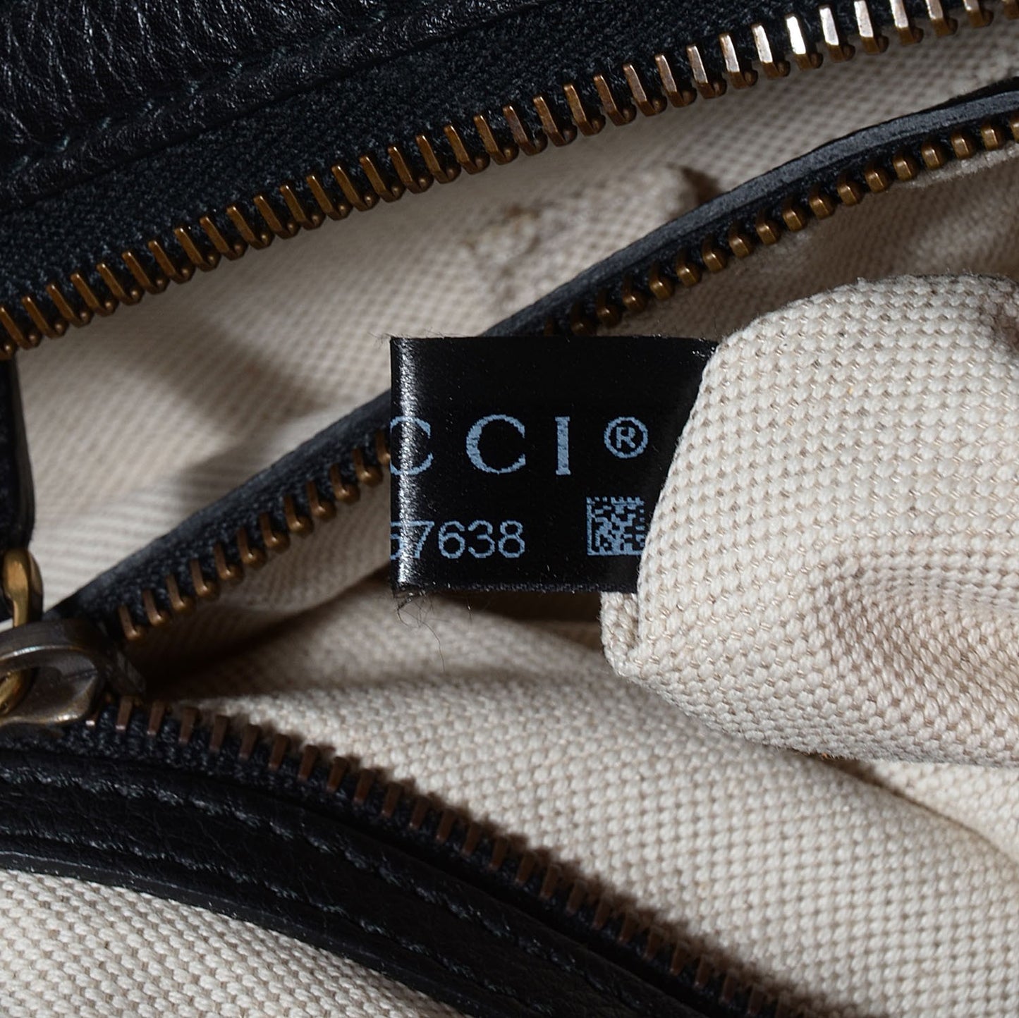 Leather Medium Twill Hobo Black