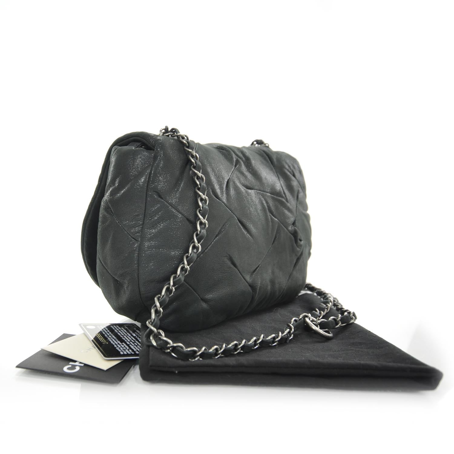 Chanel Iridescent Calfskin Glint Messenger Flap Black 3 of 9