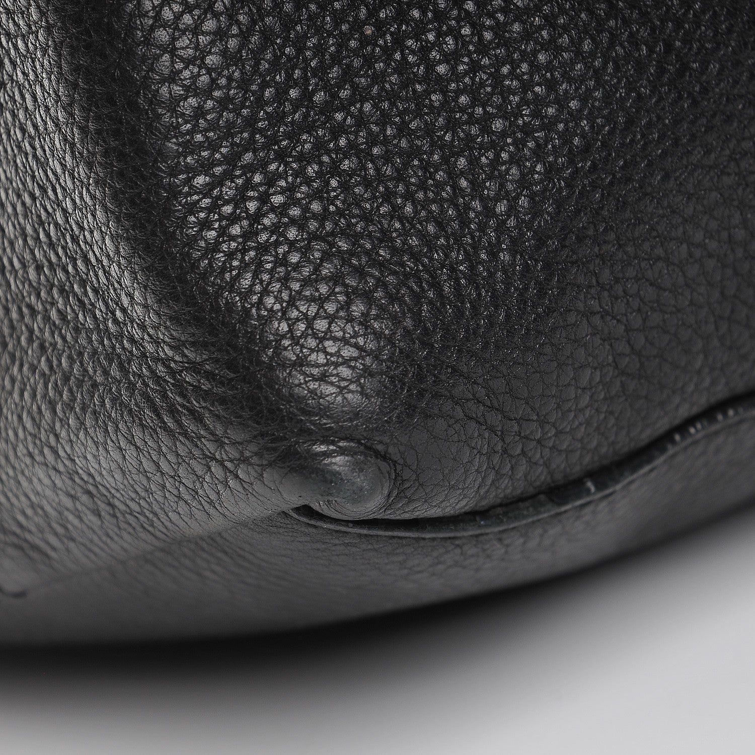 Gucci Pebbled Calfskin Medium Soho Chain Shoulder Bag Black 12 of 13