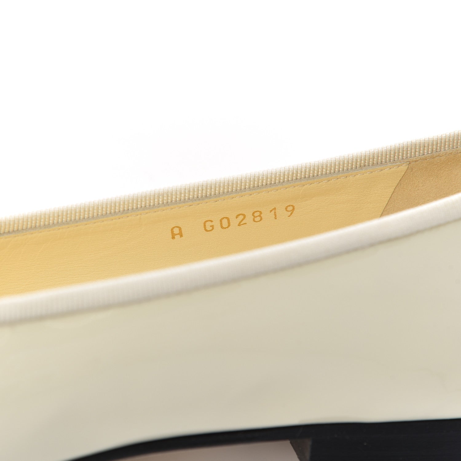 Chanel Patent CC Cap Toe Ballerina Flats 37.5 Beige Black 8 of 14