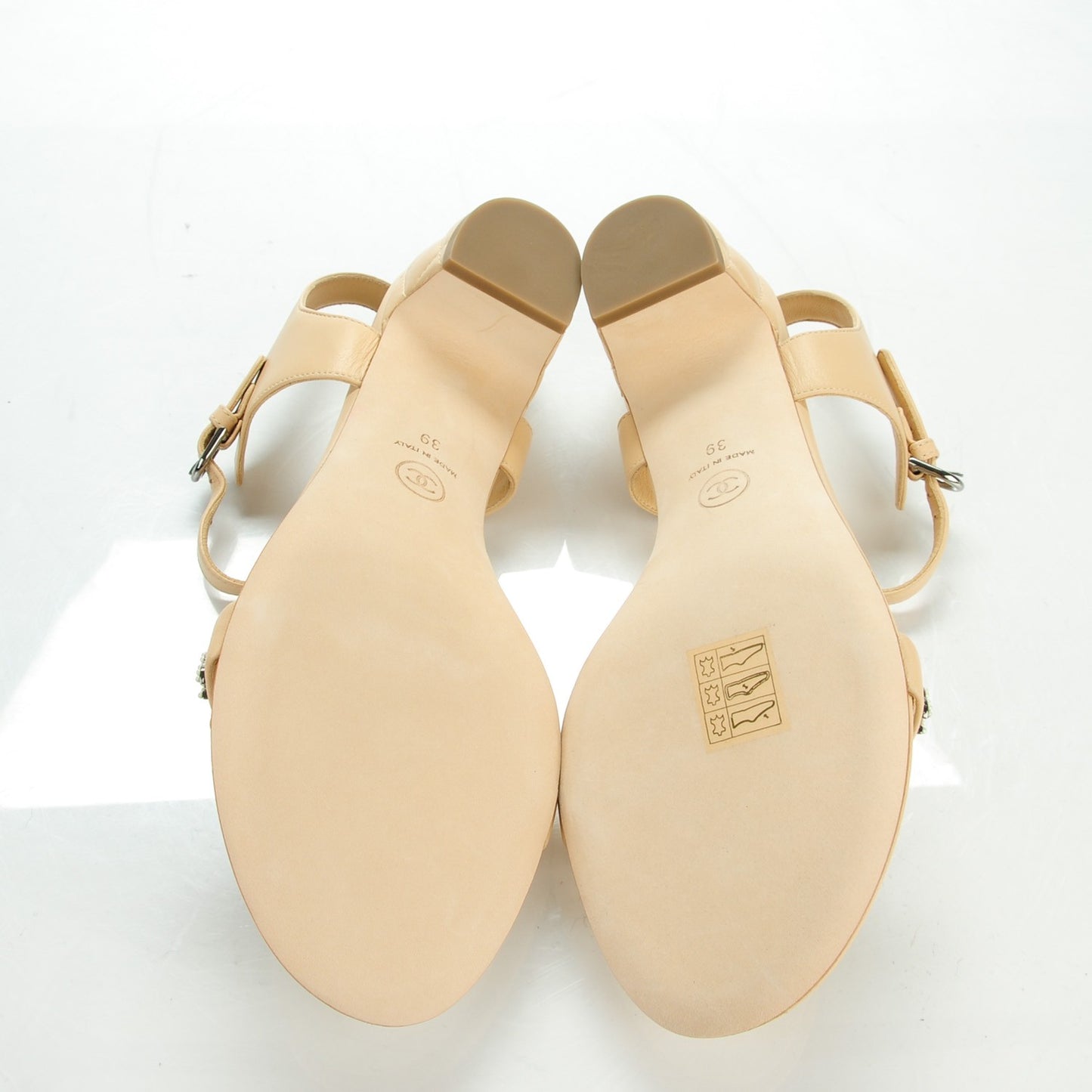 Lambskin Quilted Reissue Chain Pearl CC Sandals 39 Beige
