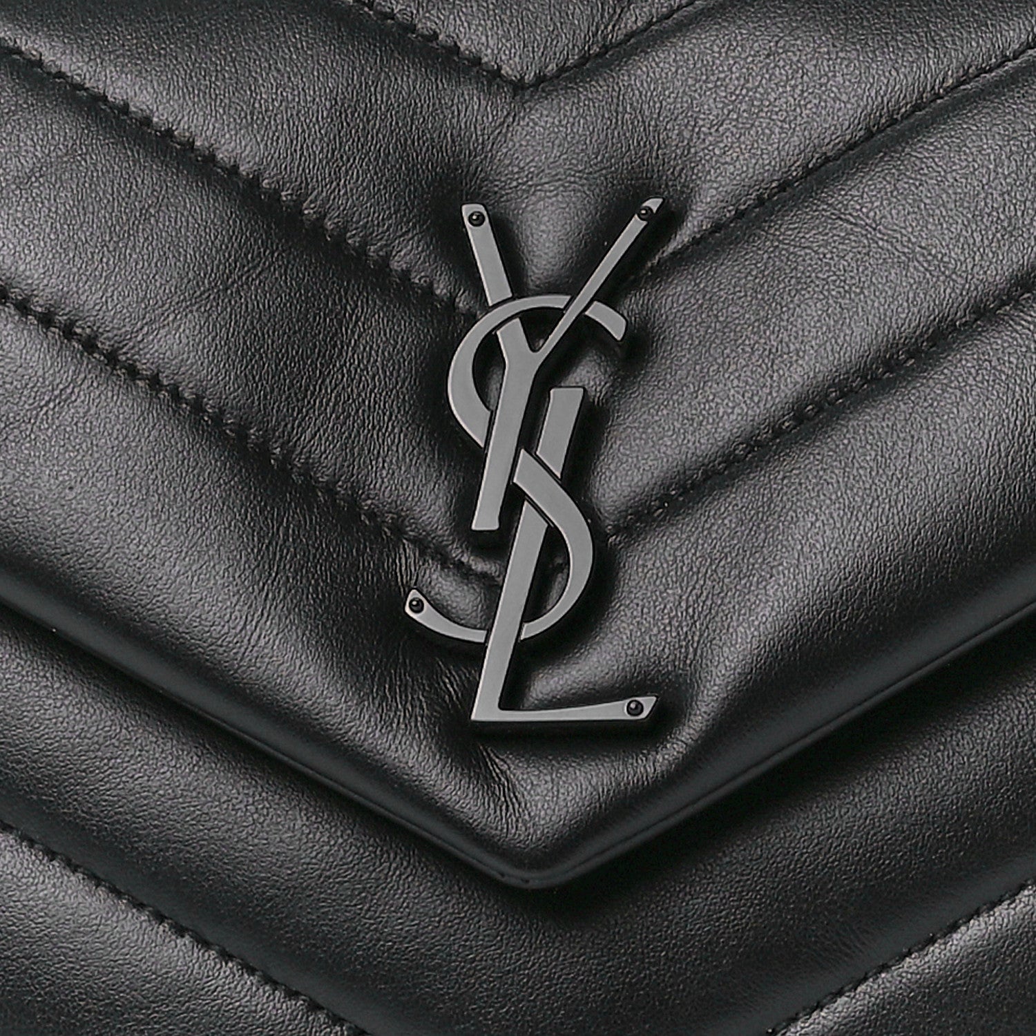 Saint Laurent Calfskin Y Quilted Monogram Monochrome Small Loulou Chain Satchel Black 9 of 12