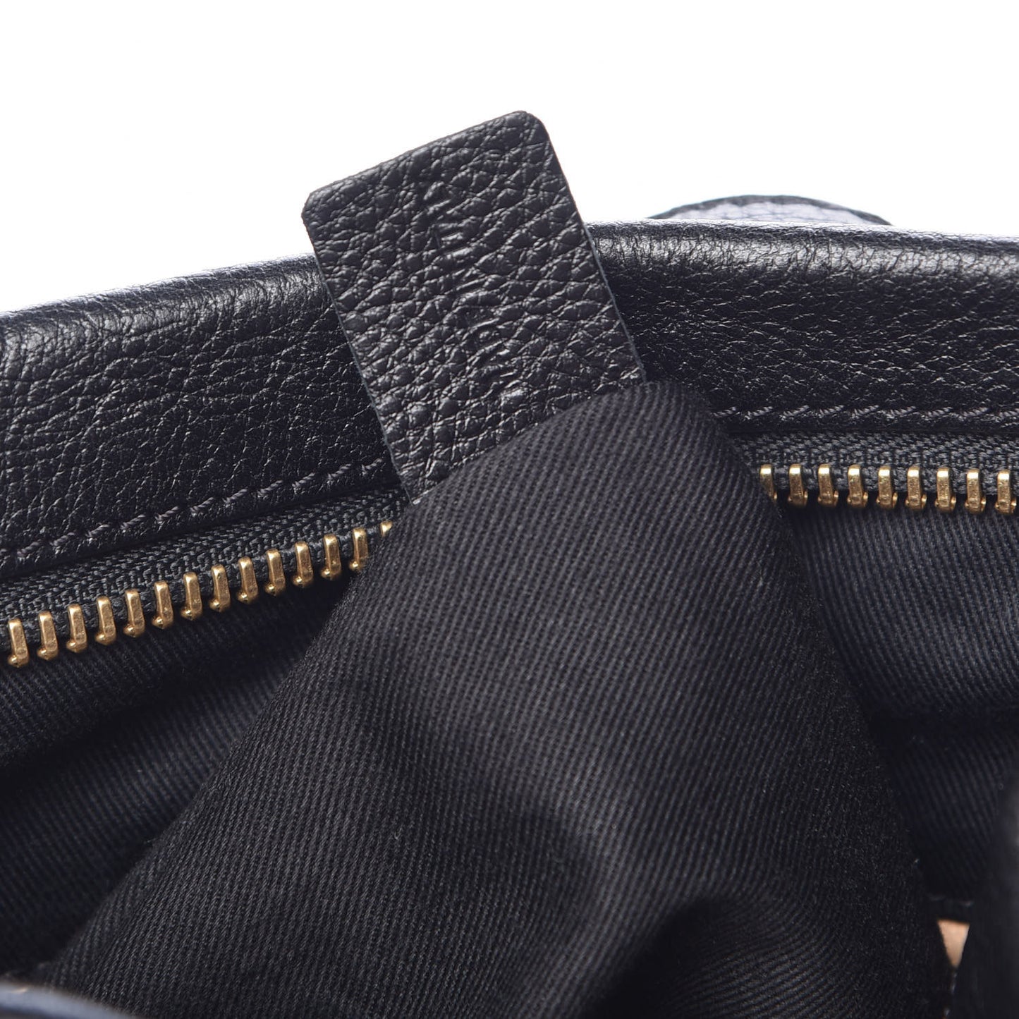 Calfskin Medium Paraty Black