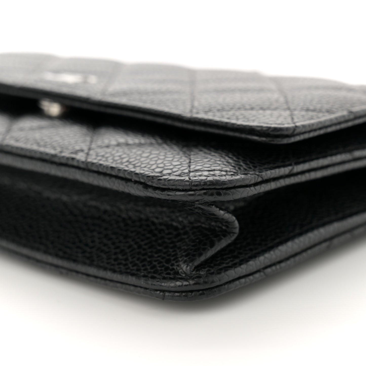 Caviar Quilted Wallet on Chain WOC Black