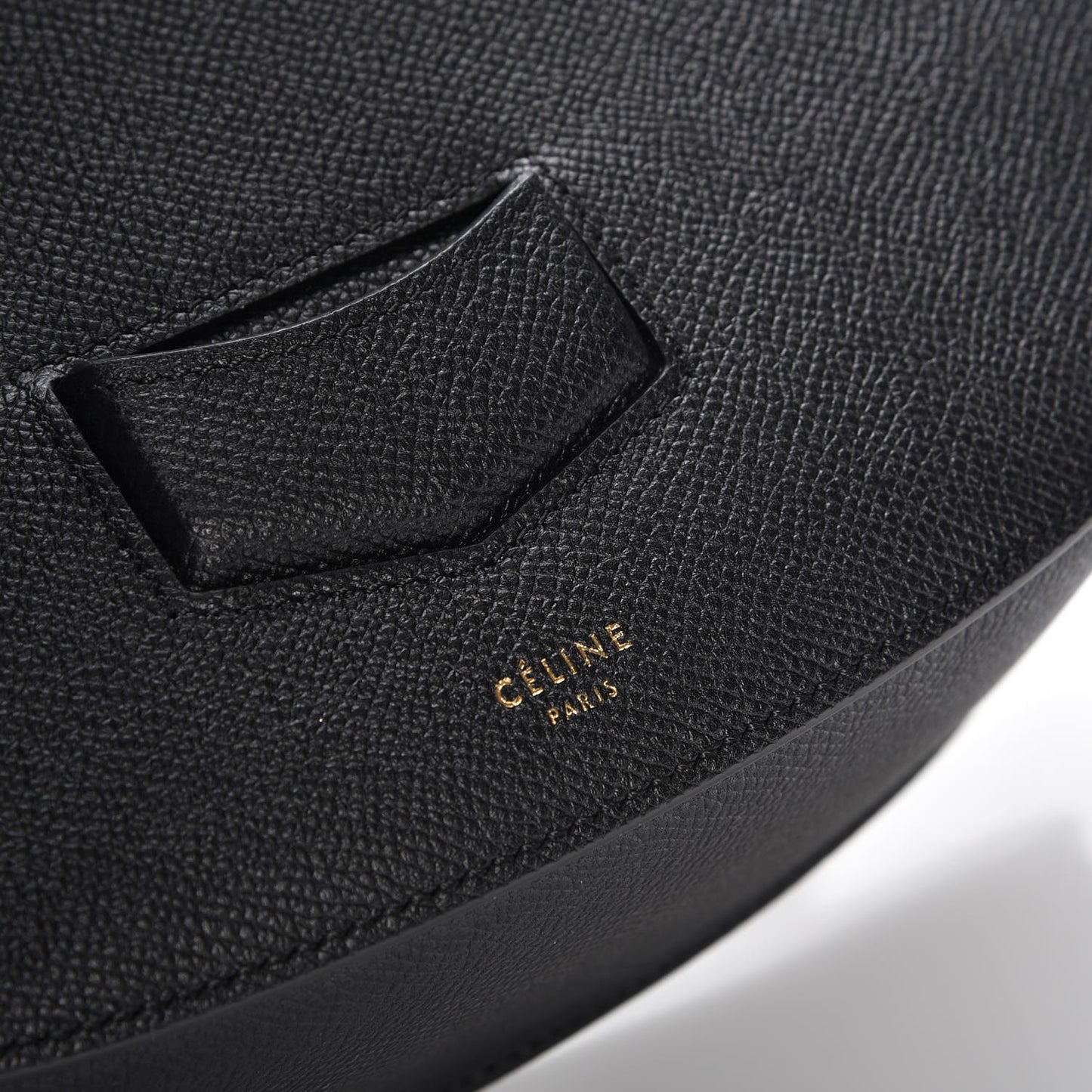 Grained Calfskin Medium Trotteur Black