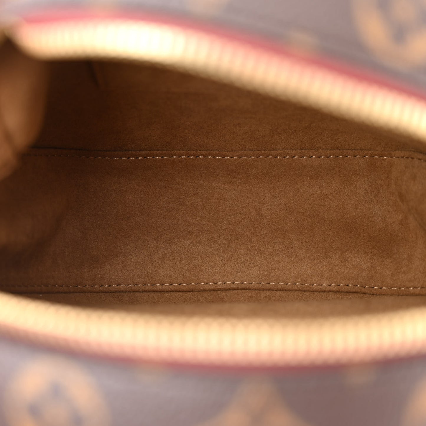 Monogram Boite Chapeau Souple MM