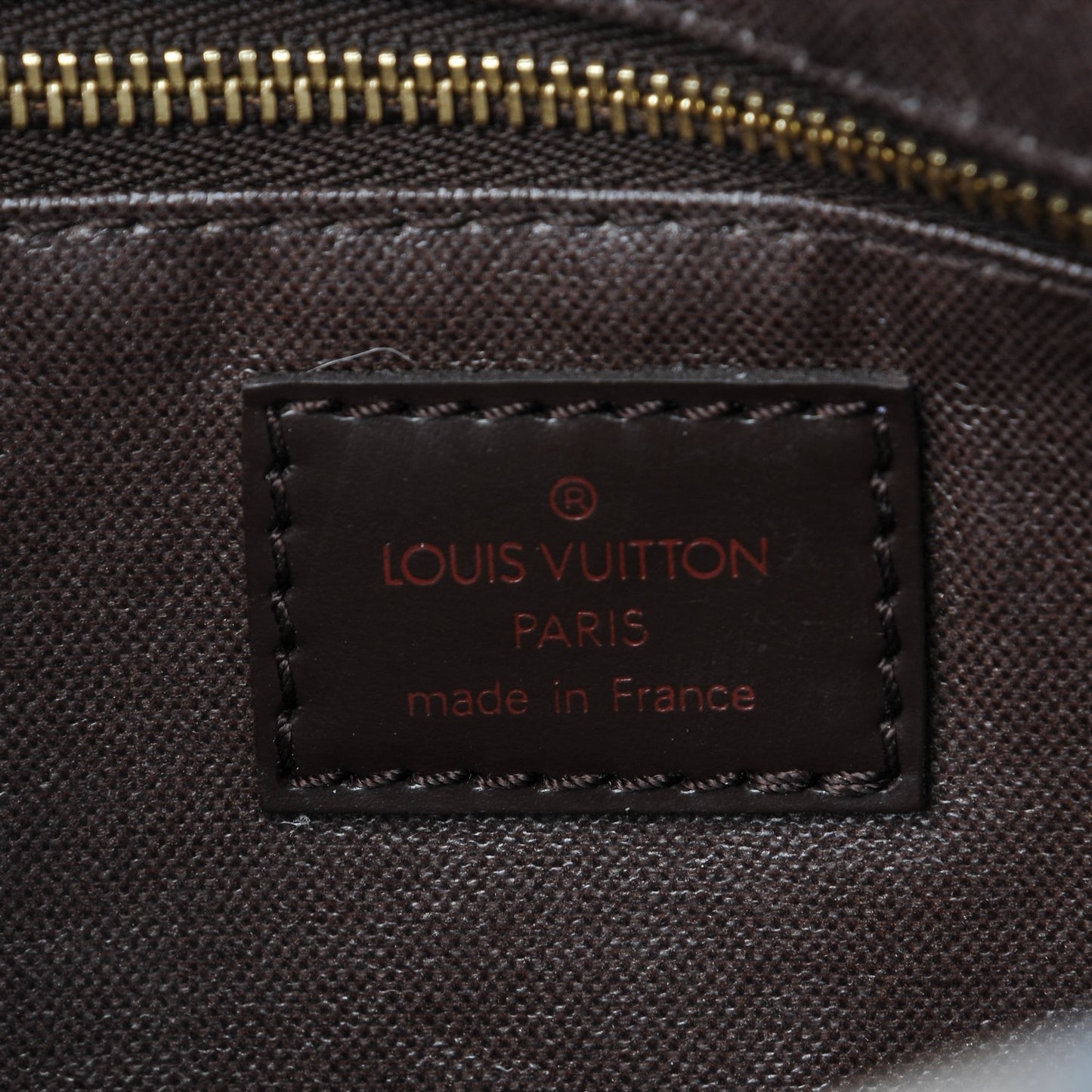 Damier Ebene Toiletry Bag 25