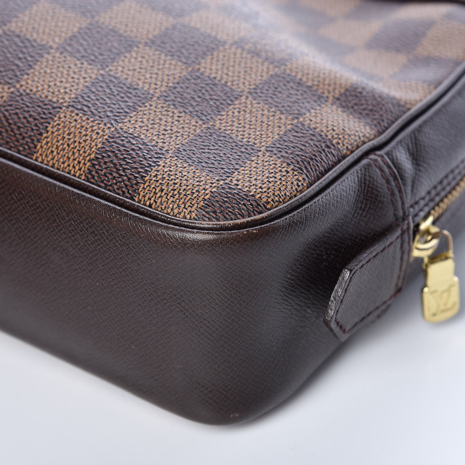 Louis Vuitton Damier Ebene Trousse Toilette 28 13 of 15