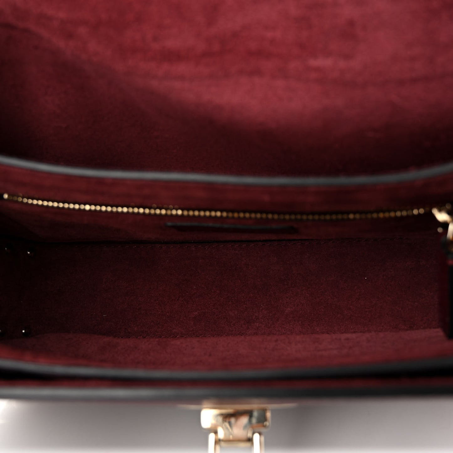 Pebbled Calfskin Medium Rockstud Flap Saddle Bag Rubino