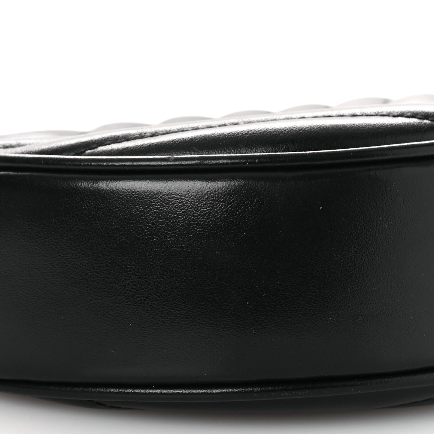 Calfskin Matelasse Chevron Round Vinyle Camera Bag Black