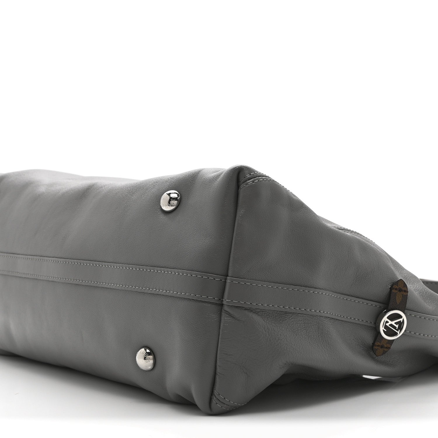 Louis Vuitton Lambskin Carryall MM Trianon Gray 1854073 – FASHIONPHILE