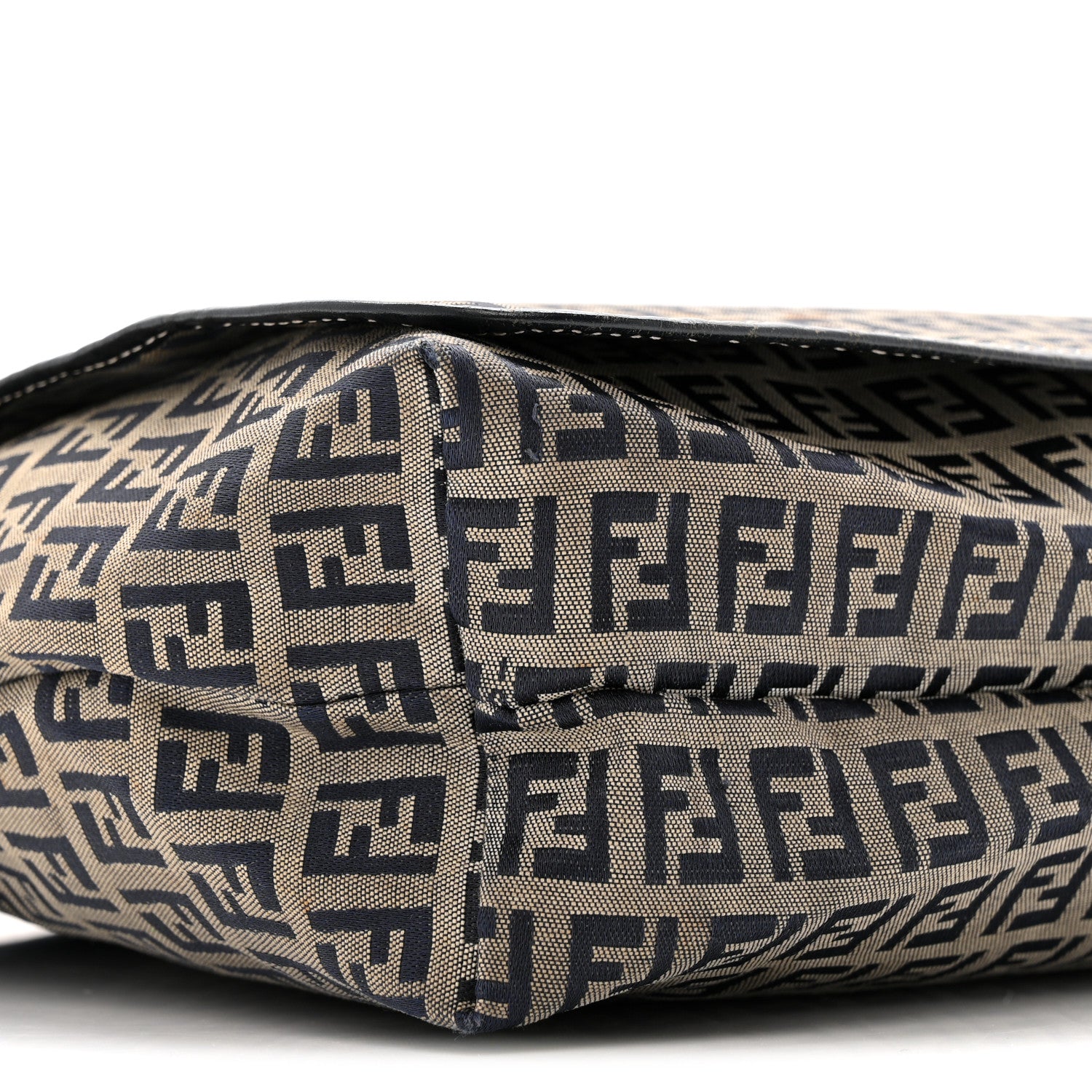 fendi ショルダーバッグ Fendi Zucchino Crossbody Messenger Bag Navy 1819135 – FASHIONPHILE