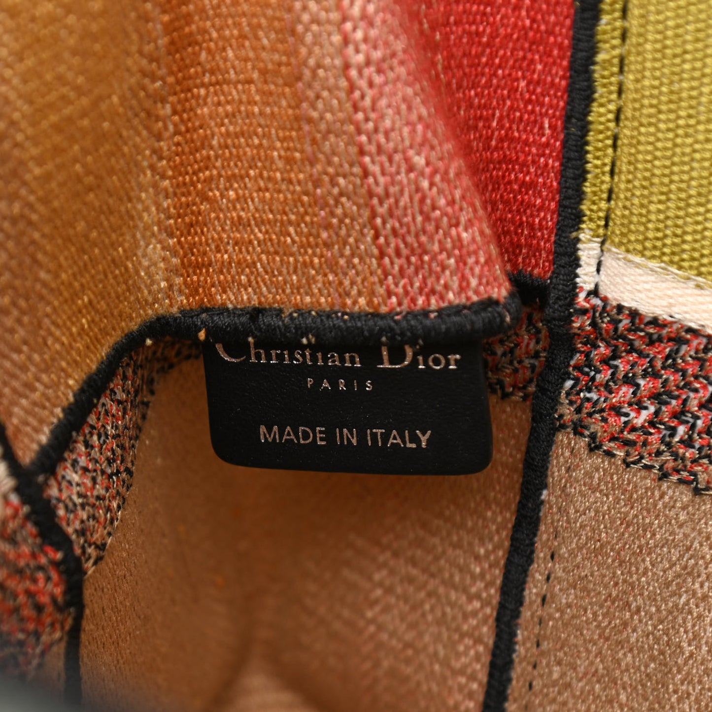 Canvas Embroidered Dioraura Messenger Multicolor