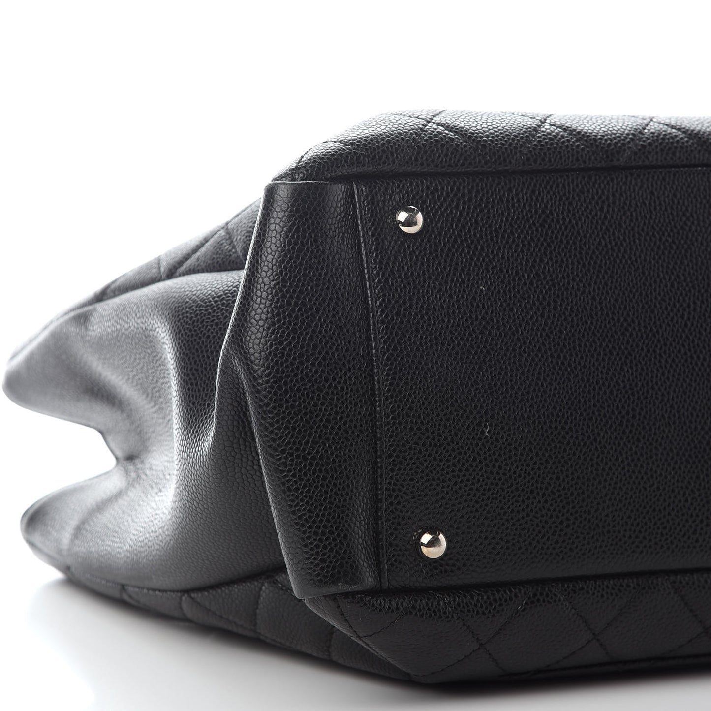 Caviar Quilted XL Grand Shopping Tote GST Black
