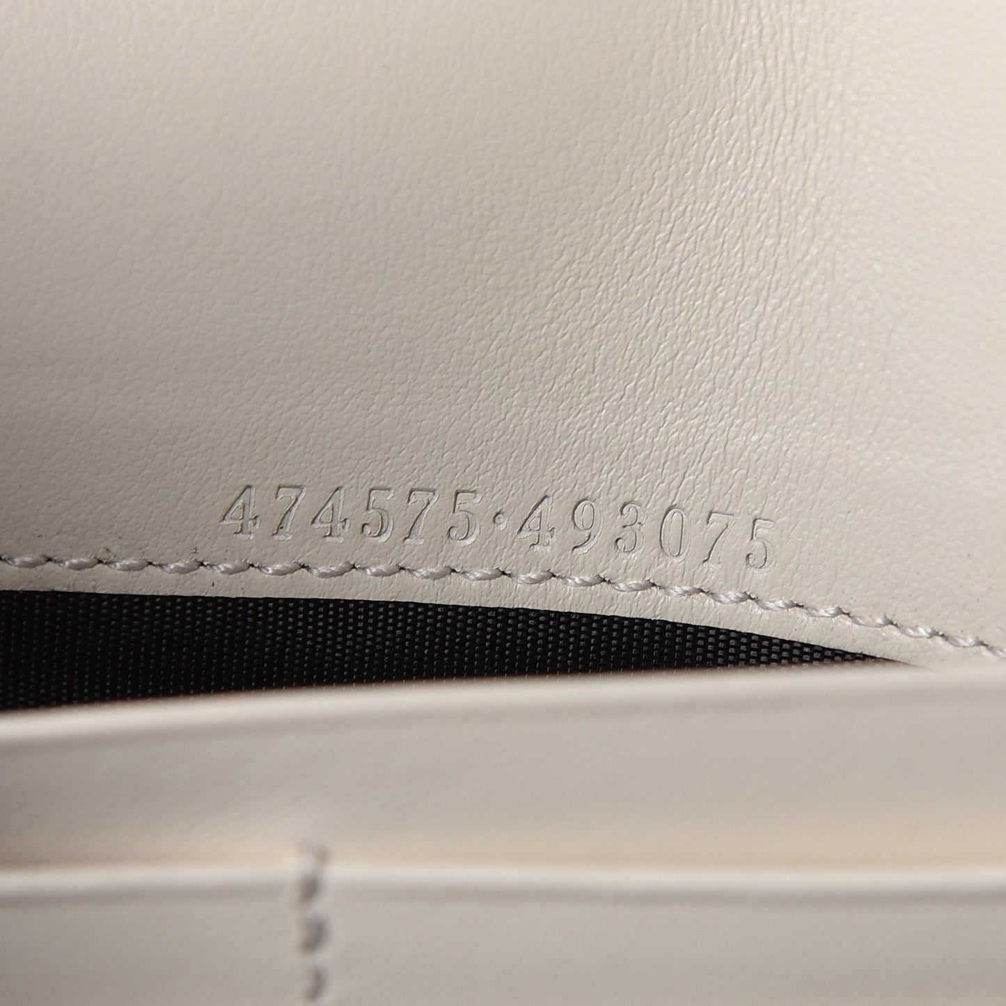 Calfskin Matelasse GG Marmont Chain Wallet Mystic White