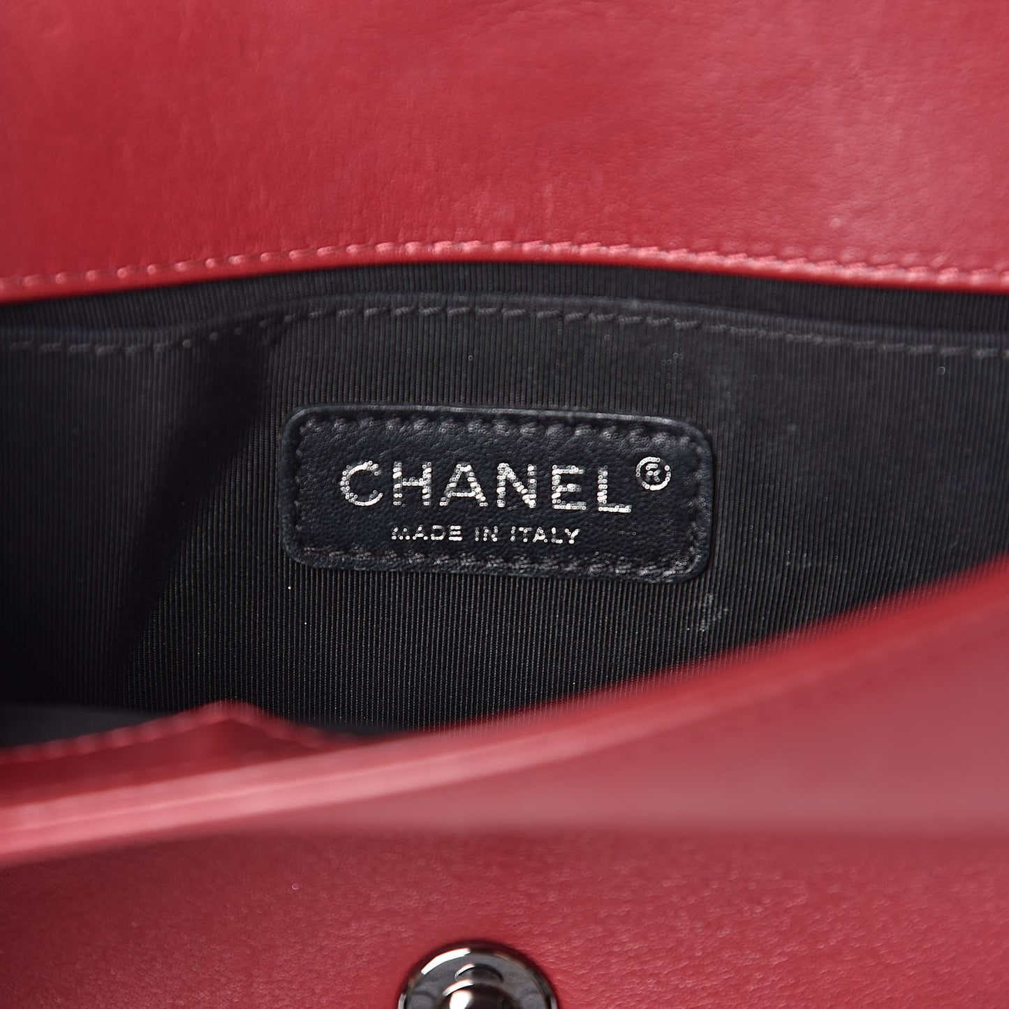 Calfskin Chain Chevron Small Boy Flap Red