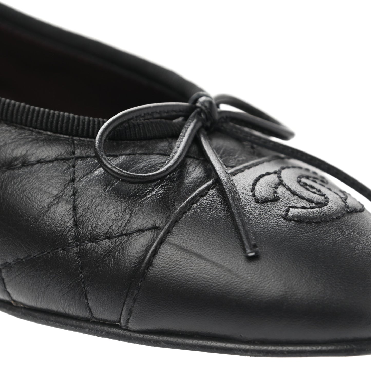 Aged Calfskin Quilted CC Cap Toe Ballerina Flats 38.5 Black