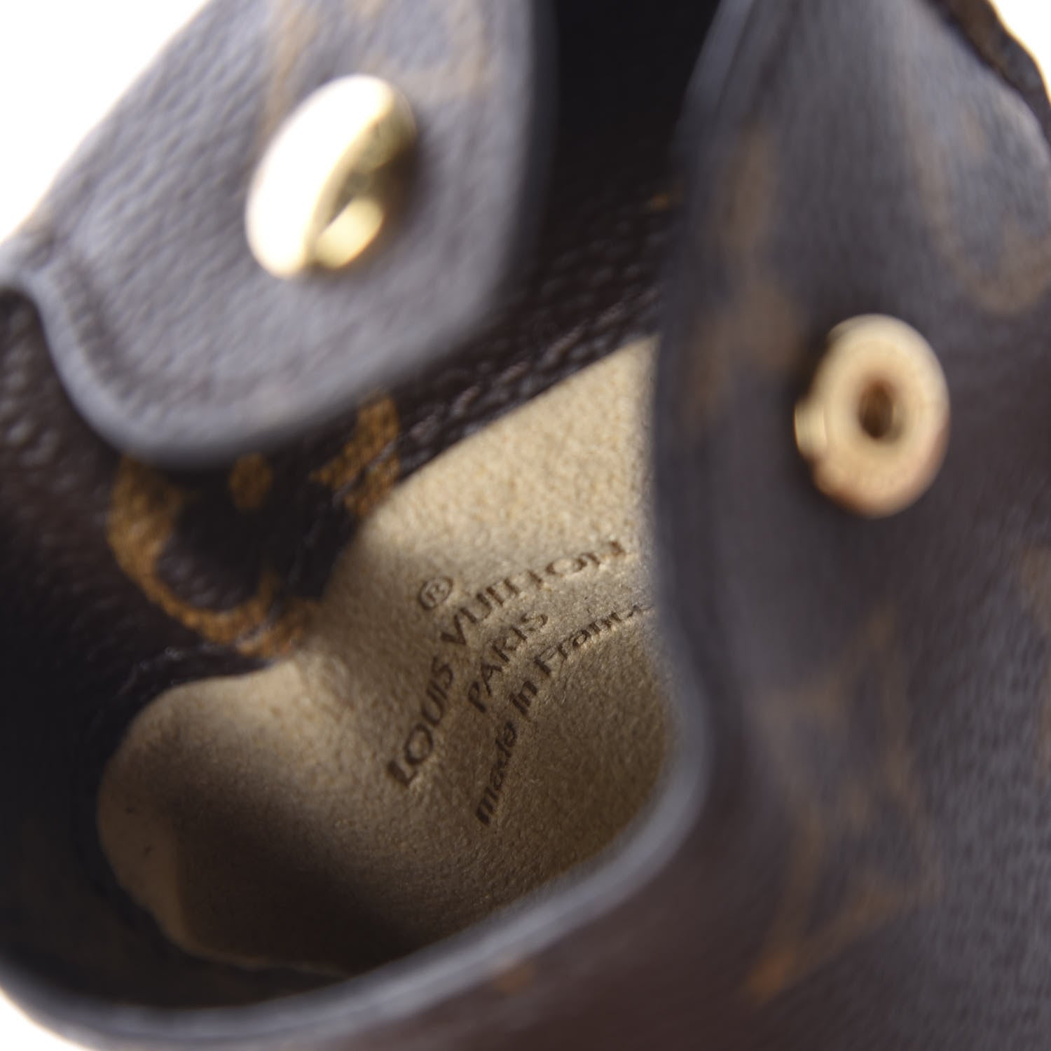 Louis Vuitton Monogram Sunglasses Case MM 7 of 8
