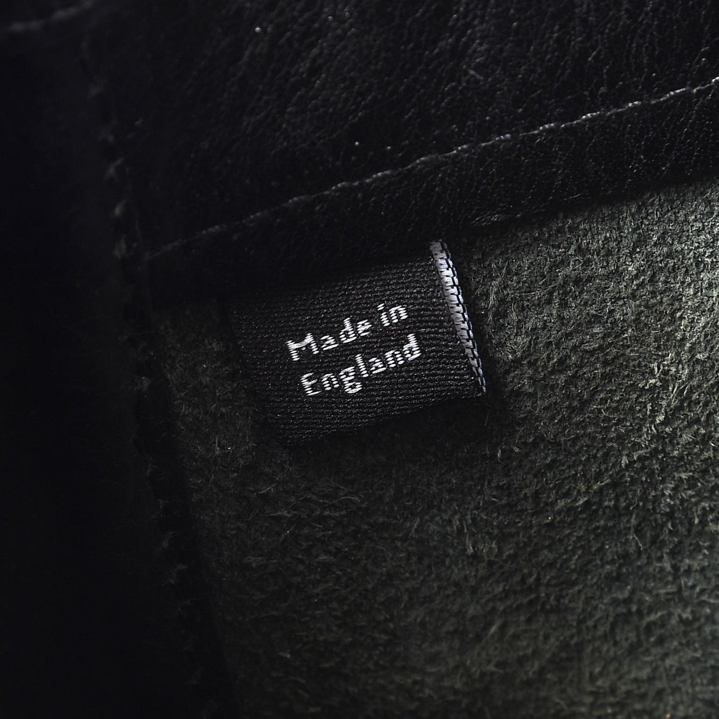 Classic Grain Calfskin Bayswater Black