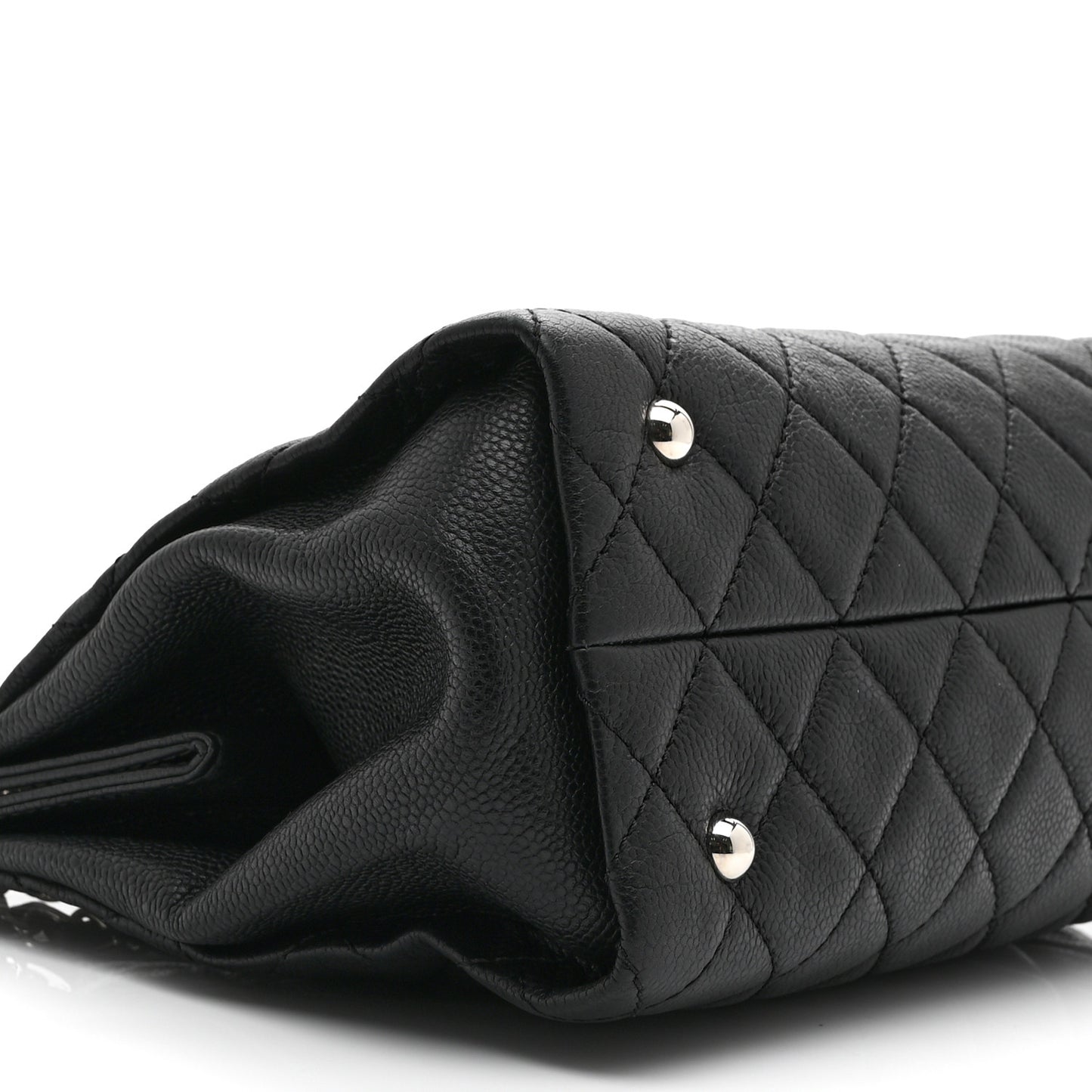Caviar Quilted CC Timeless Soft Tote Black