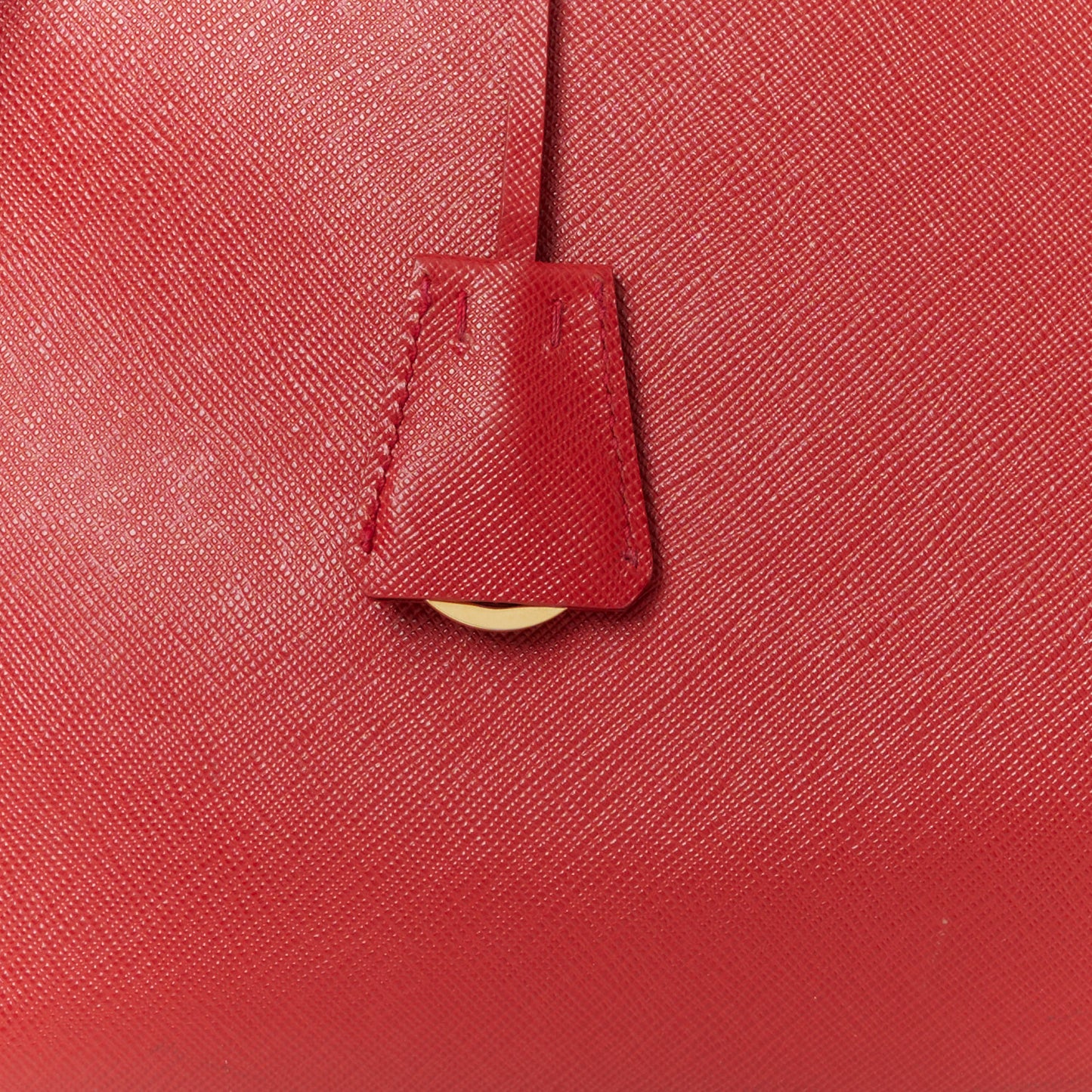 Saffiano Medium Galleria Double Zip Tote Fuoco
