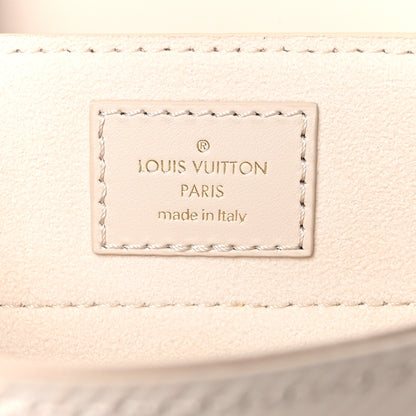 Louis Vuitton Epi Hide and Seek Quartz 6 of 8