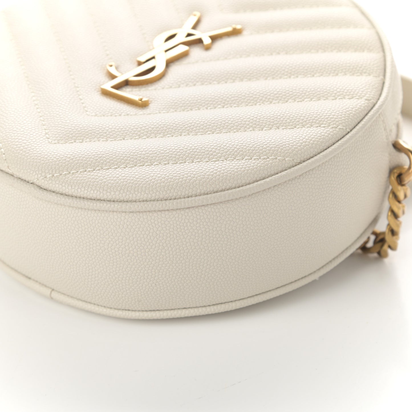 Grain De Poudre Matelasse Chevron Quilted Round Vinyle Camera Bag Blanc Vintage