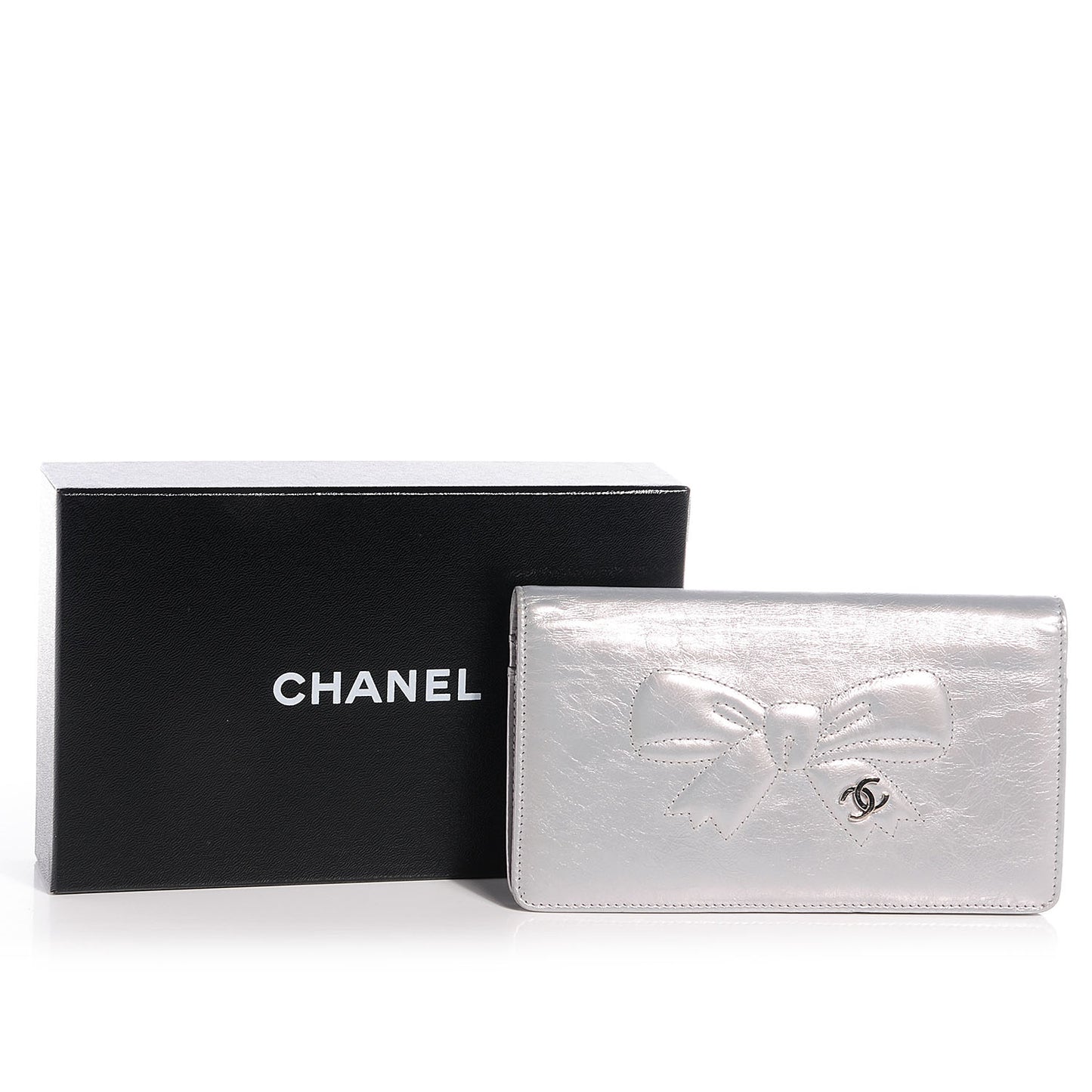 Leather CC Bow Wallet Metallic Silver